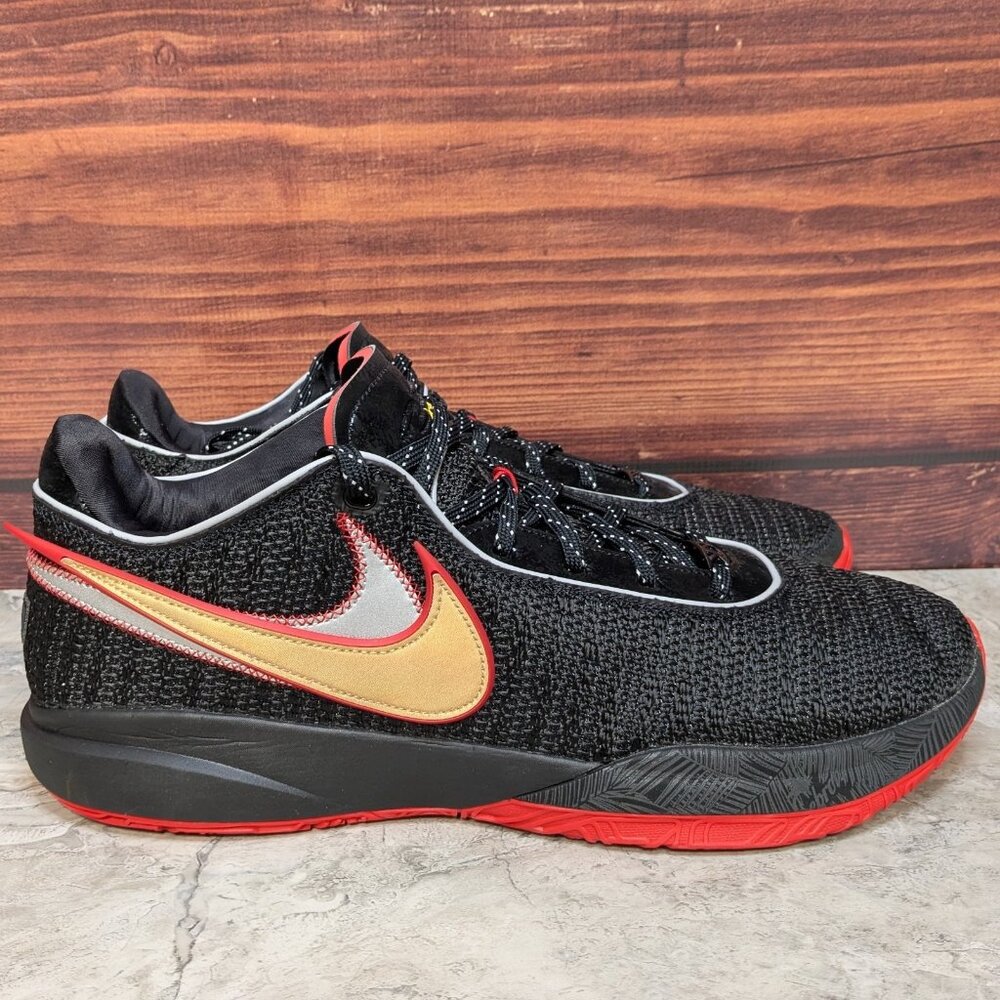 Nike LeBron XX 20 Trinity Men's 17 Heat Black Red Basketball Shoes DJ5423-001 - Picture 3 of 10
